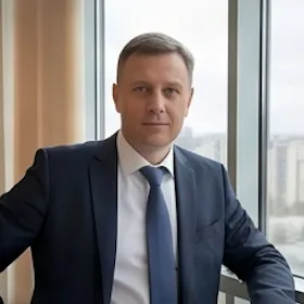 Антон Белов